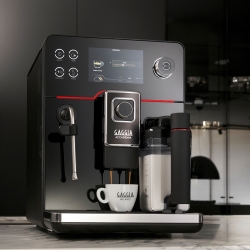 Gaggia Accademia Espressomaskine Inkl. Mælkekande & 4kg Rigtig Kaffe