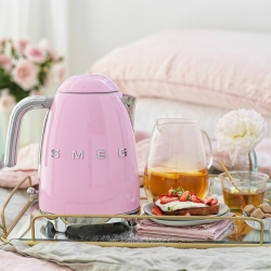 Smeg KLF03PKEU Elkedel 1,7L Rosa