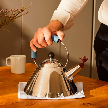 alessi-9093-kedel-bla-1-l.jpg