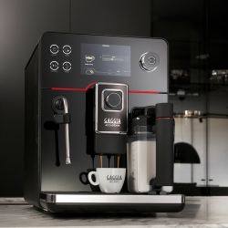 Gaggia Accademia Espressomaskine Inkl. 0,5 L Proff Mælkekande & 6kg Rigtig Kaffe Crema Intenso Hele kaffebønner