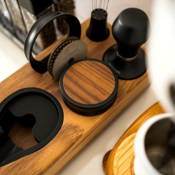 Normcore Coffee Gravity Leveling Tool med Titaniumsbelægning 53,3 mm Valnød