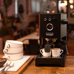 Gaggia Classic UP Sort Espressomaskine Inkl. Eureka Mignon Zero 65 Mat Sort Espressokværn
