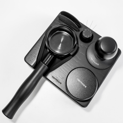 Normcore Kompakt Tamper Station Sort Egetræ 58 mm