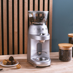 Smeg CGF02SSEU Kaffekværn Stål