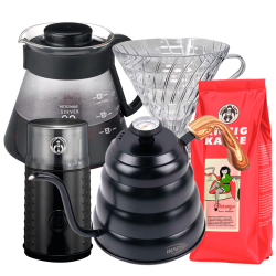 Pour Over Sæt Inkl. IKAPE Kedel med Termometer 1,2 L, Hario V60 Server, Glas Dripper 2 Kop, Kaffemølle & 500g Kaffe