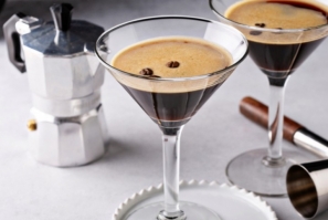 Espresso Martini opskrift - Verdens bedste kaffecocktail